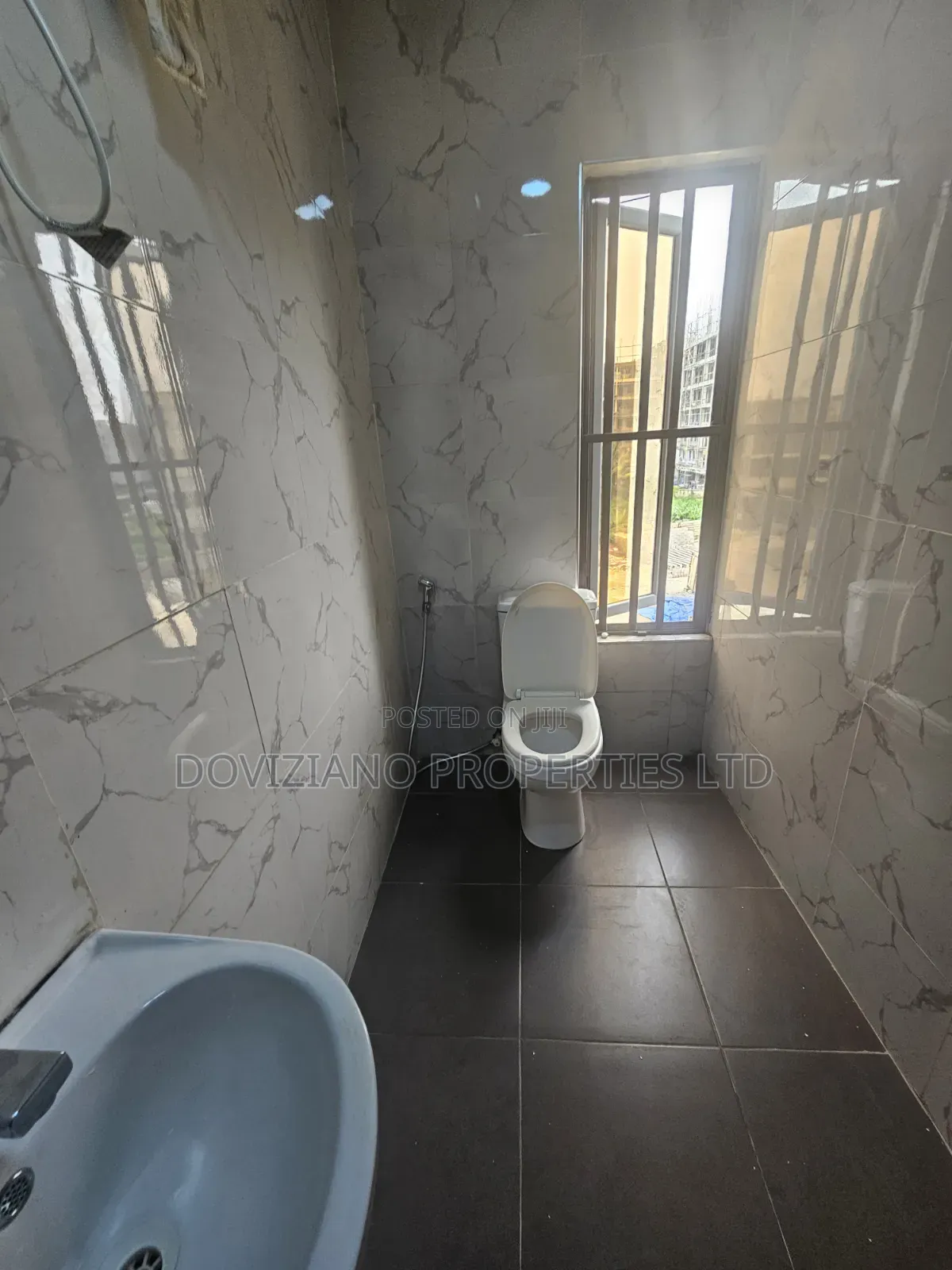 3bdrm Maisonette in Lekki Phase 1 for rent in Lekki Phase 1