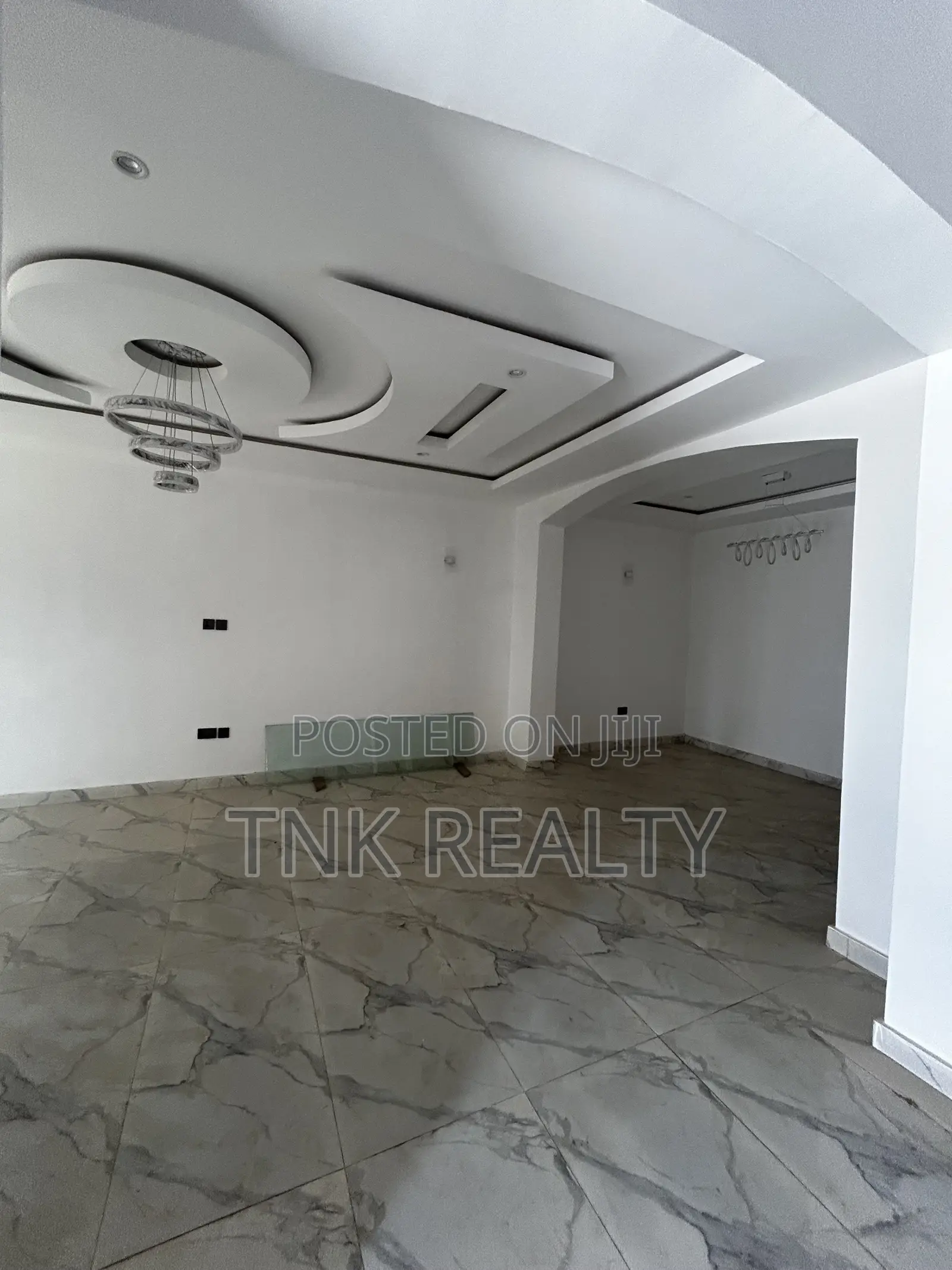 Furnished 4bdrm Townhouse/Terrace in Jahi for sale in Jahi