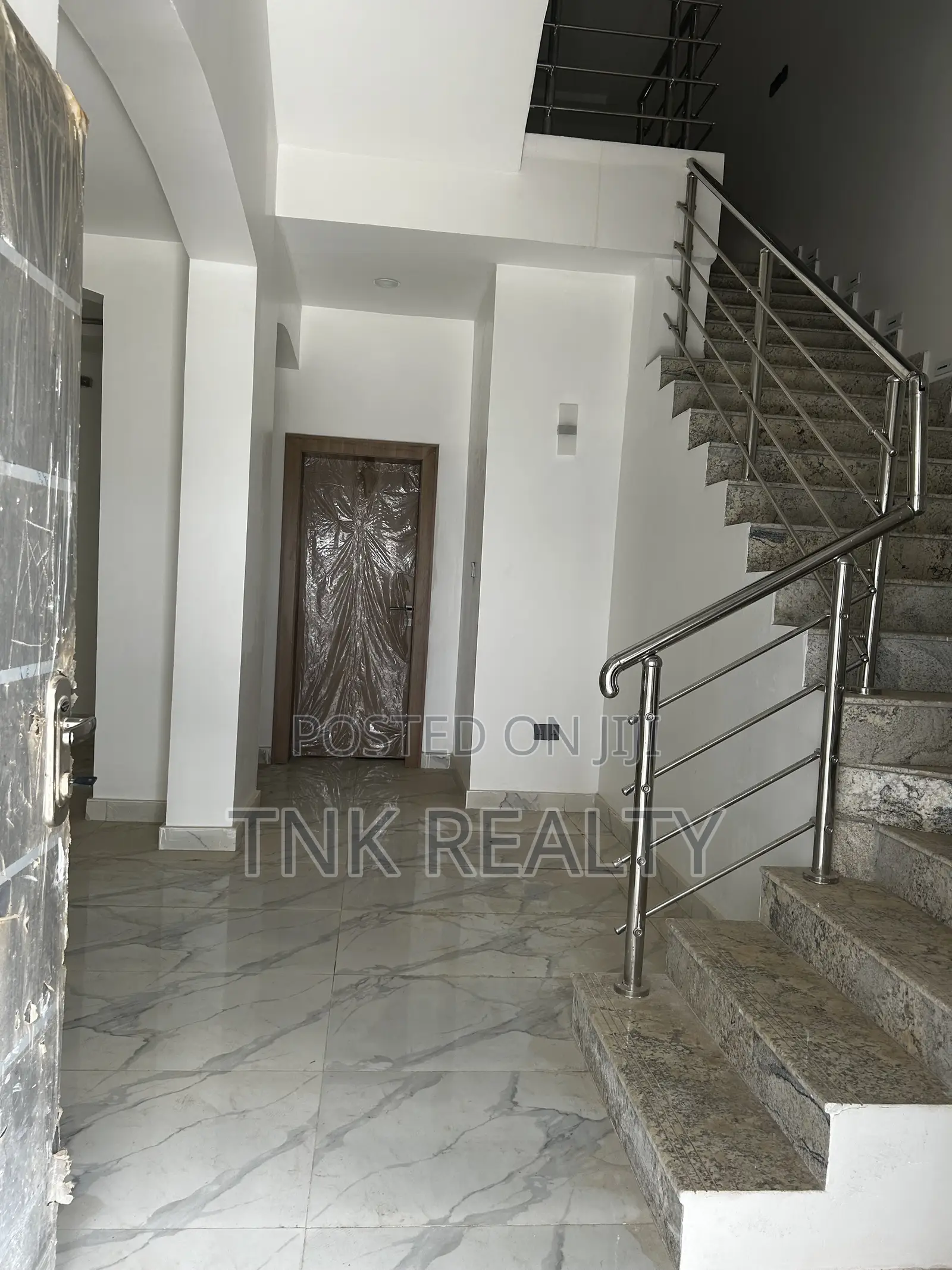 Furnished 4bdrm Townhouse/Terrace in Jahi for sale in Jahi