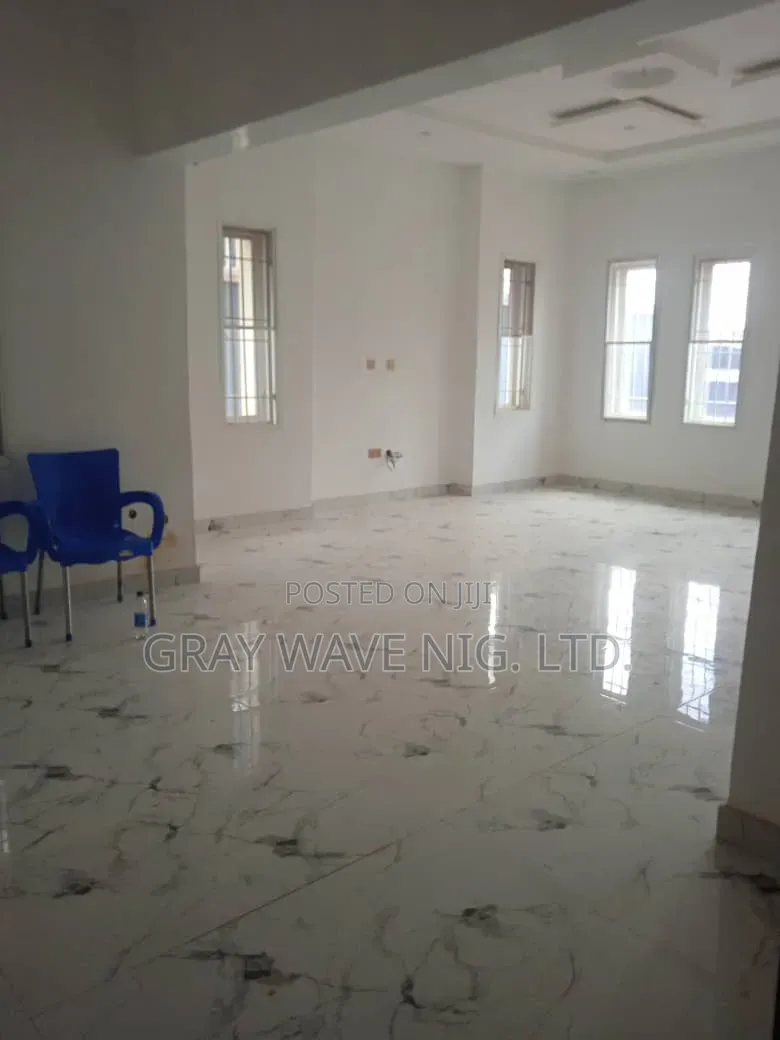 4bdrm Duplex in Sabon Lugbe for rent in Sabon Lugbe