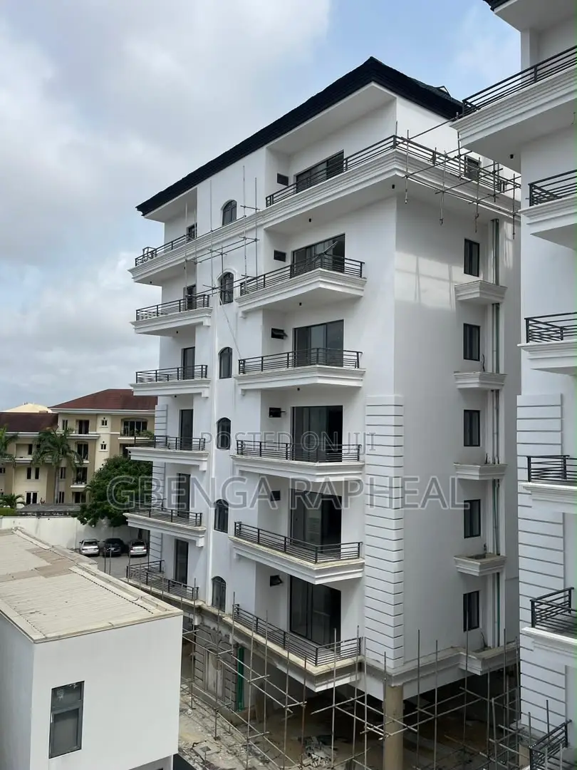 3bdrm Penthouse in Lekki for sale in Lekki Phase 1