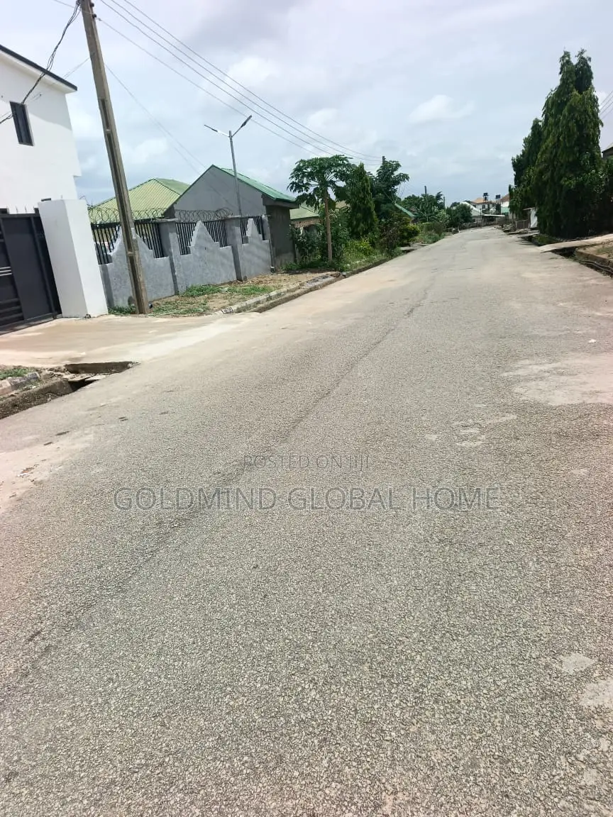 Shops for Sale Inside Spring Meadow Estate, Apo in Apo Resettlement