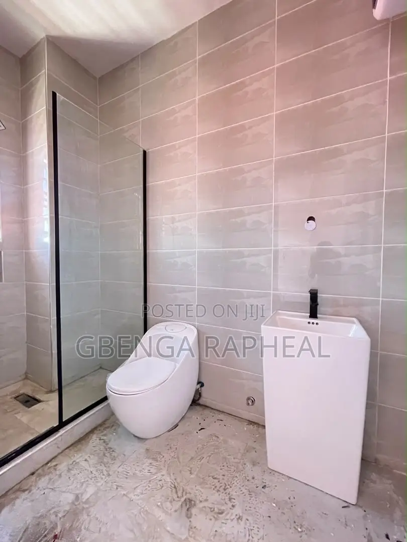 4bdrm Townhouse/Terrace in Oniru Vi Lagos, Victoria Island for sale in Victoria Island
