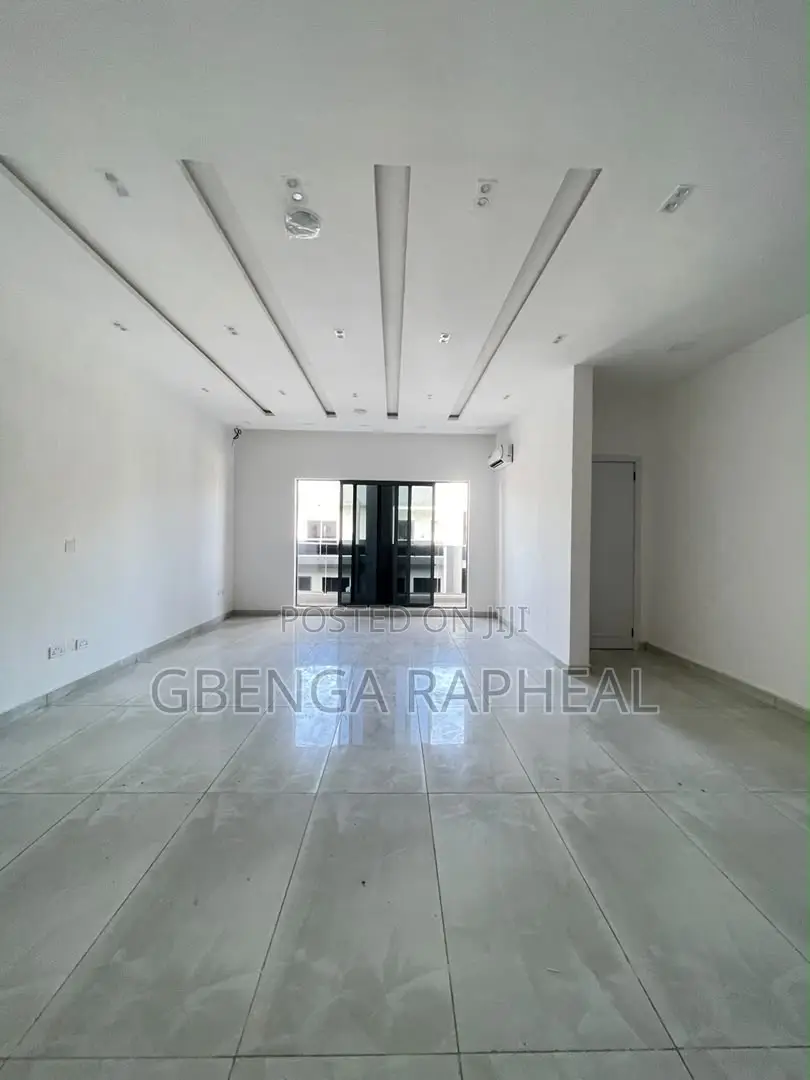 3bdrm Penthouse in Oniru, Victoria Island for sale in Victoria Island