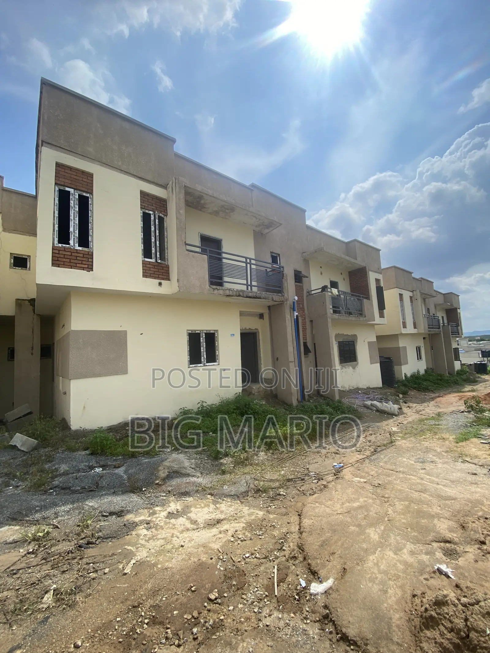 4bdrm Duplex in Brains And Hammers, Life Camp for sale in Life Camp