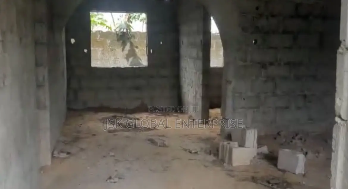 7bdrm Block of Flats in Badagry / Badagry for sale in Badagry / Badagry