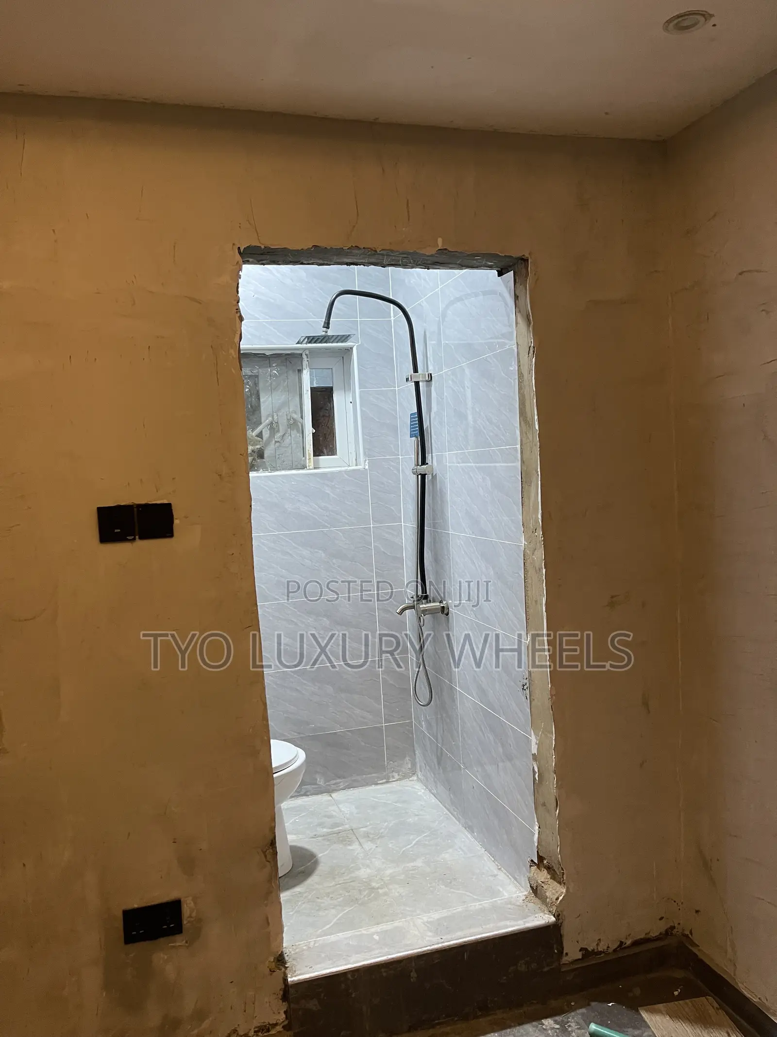 Mini Flat in Bank Olemoh, Randle Avenue for rent in Randle Avenue