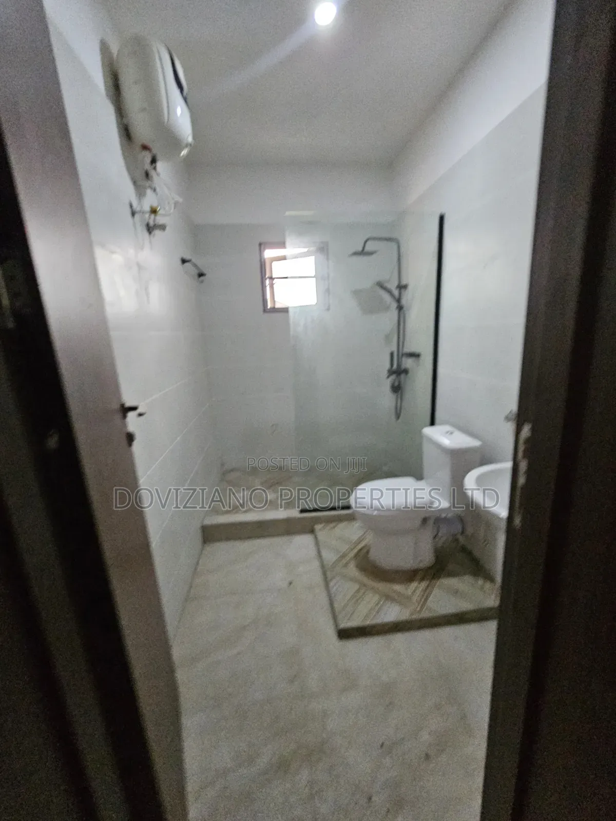 5bdrm Duplex in Lekki Phase 1 for rent in Lekki Phase 1