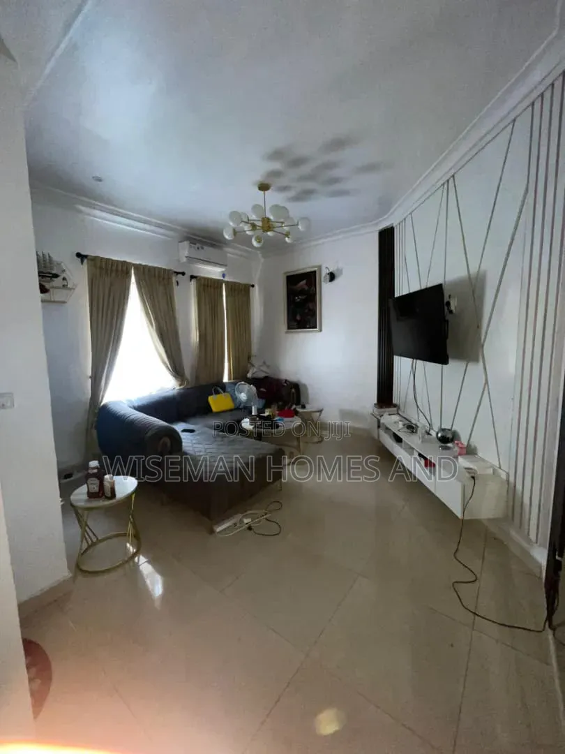 Mini Flat in Chevyview Estate, Chevron for rent in Chevron