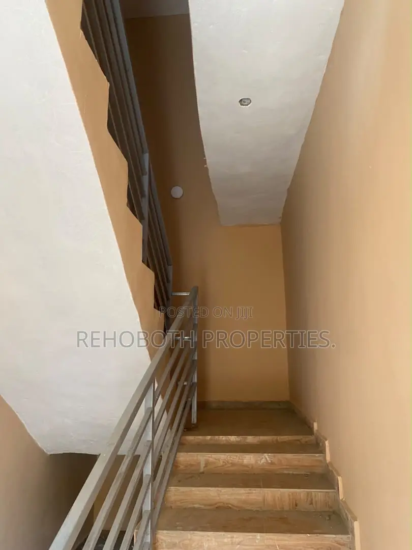 2bdrm Apartment in Abeese Estates, Akala Express for rent in Akala Express