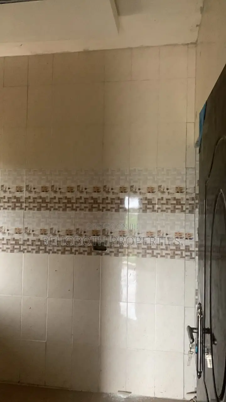 2bdrm Bungalow in Mogonna Elebu, Akala Express for rent in Akala Express