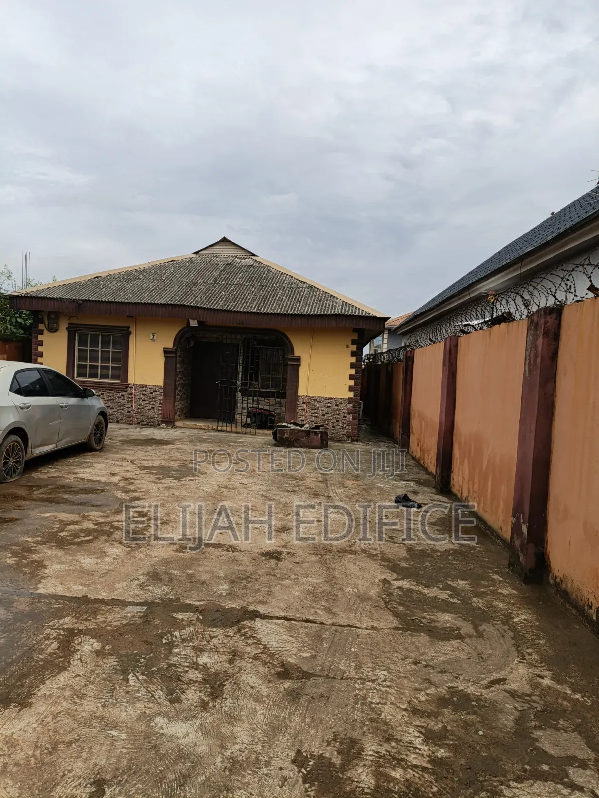 Furnished 3bdrm Bungalow in Oshotta, Ijede / Ikorodu for sale in Ijede / Ikorodu