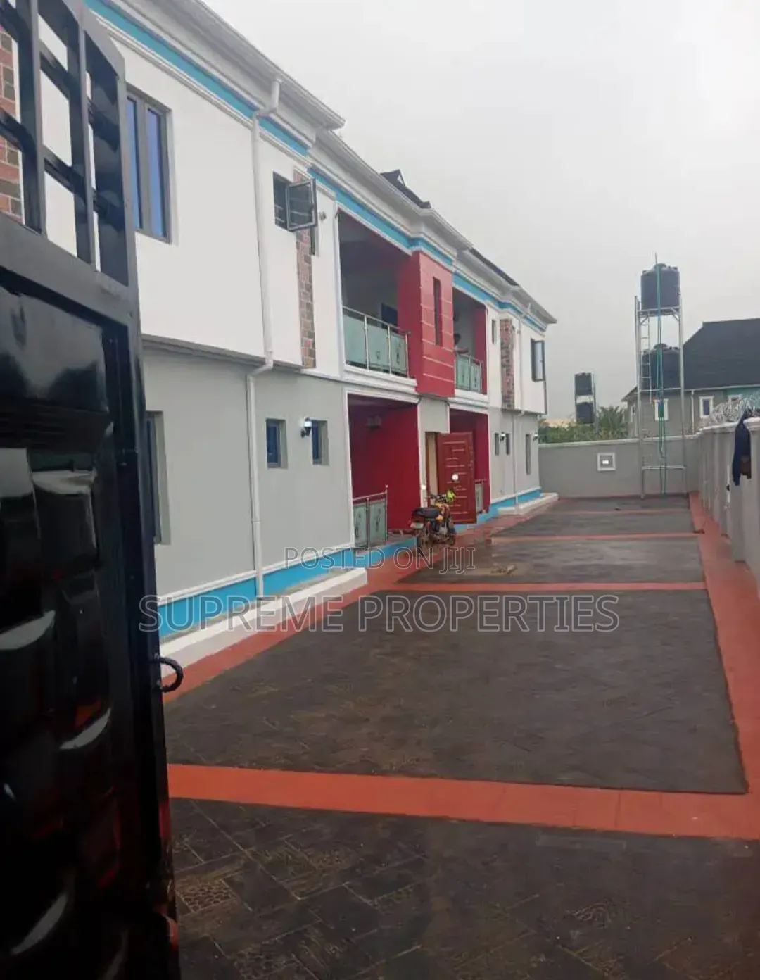 3bdrm Block of Flats in Akobo Oju Irin, Ibadan for sale in Ibadan