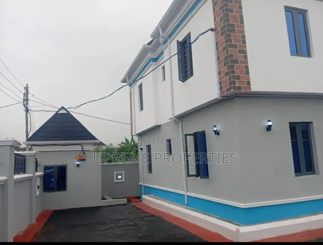 3bdrm Block of Flats in Akobo Oju Irin, Ibadan for sale in Ibadan
