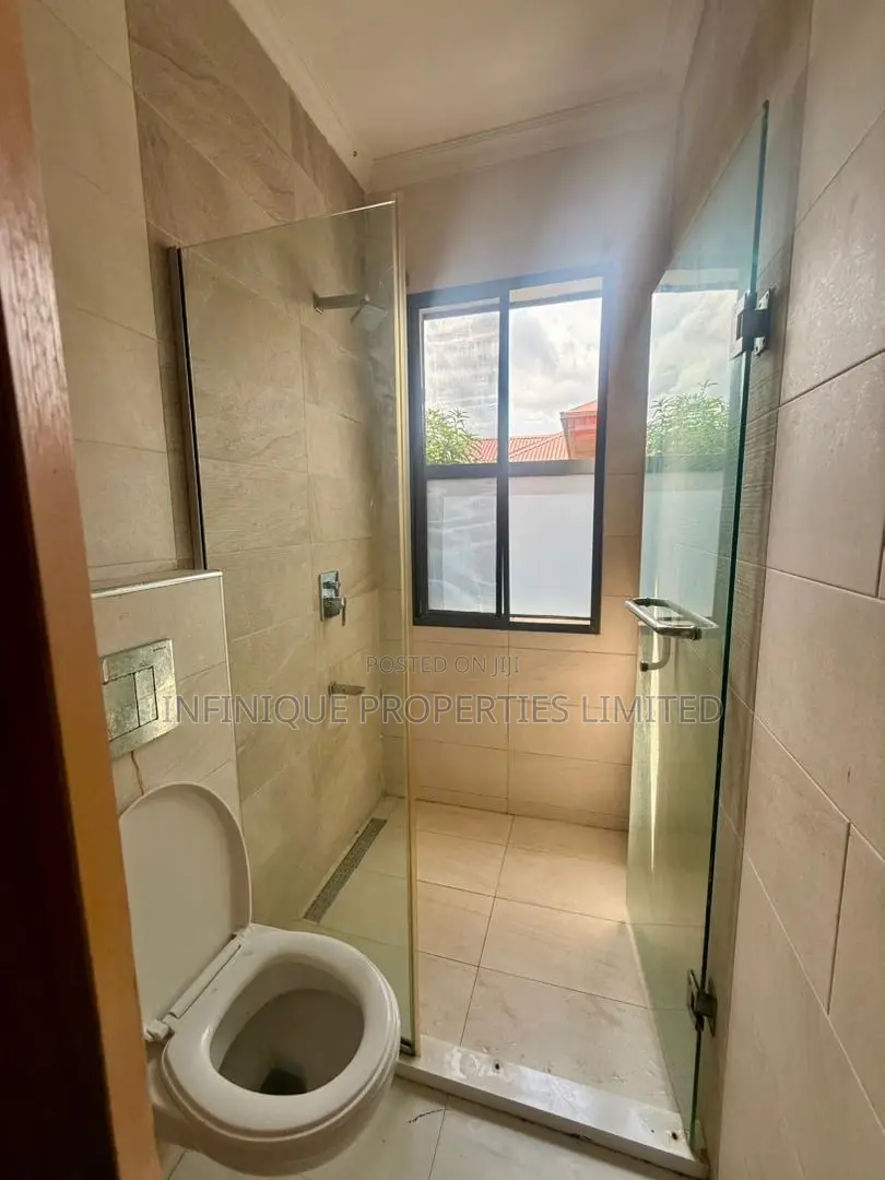 2bdrm Maisonette in Lekki Phase 1 for rent in Lekki Phase 1