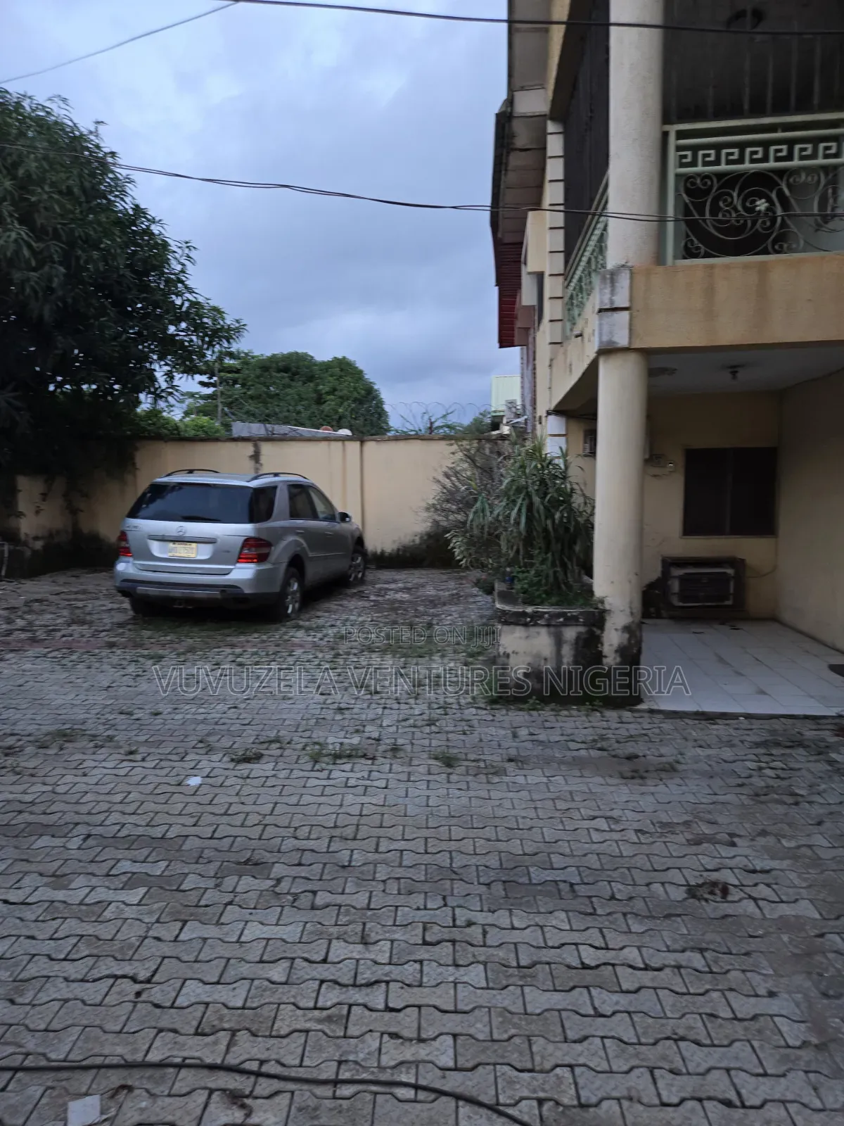 12bdrm Duplex in Gaduwa Estate for sale in Gaduwa