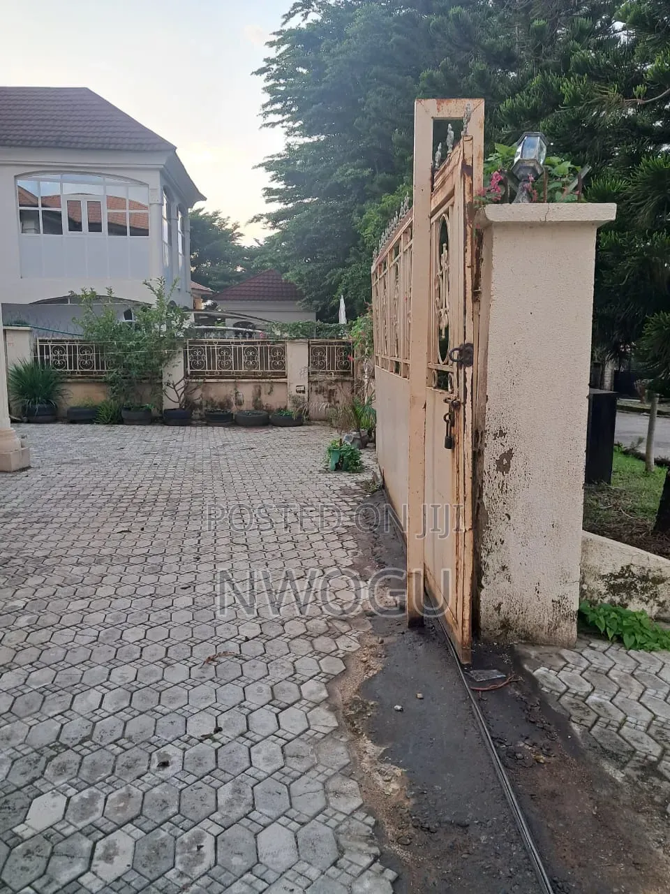 Furnished 4bdrm Duplex in Lokogoma for sale in Lokogoma