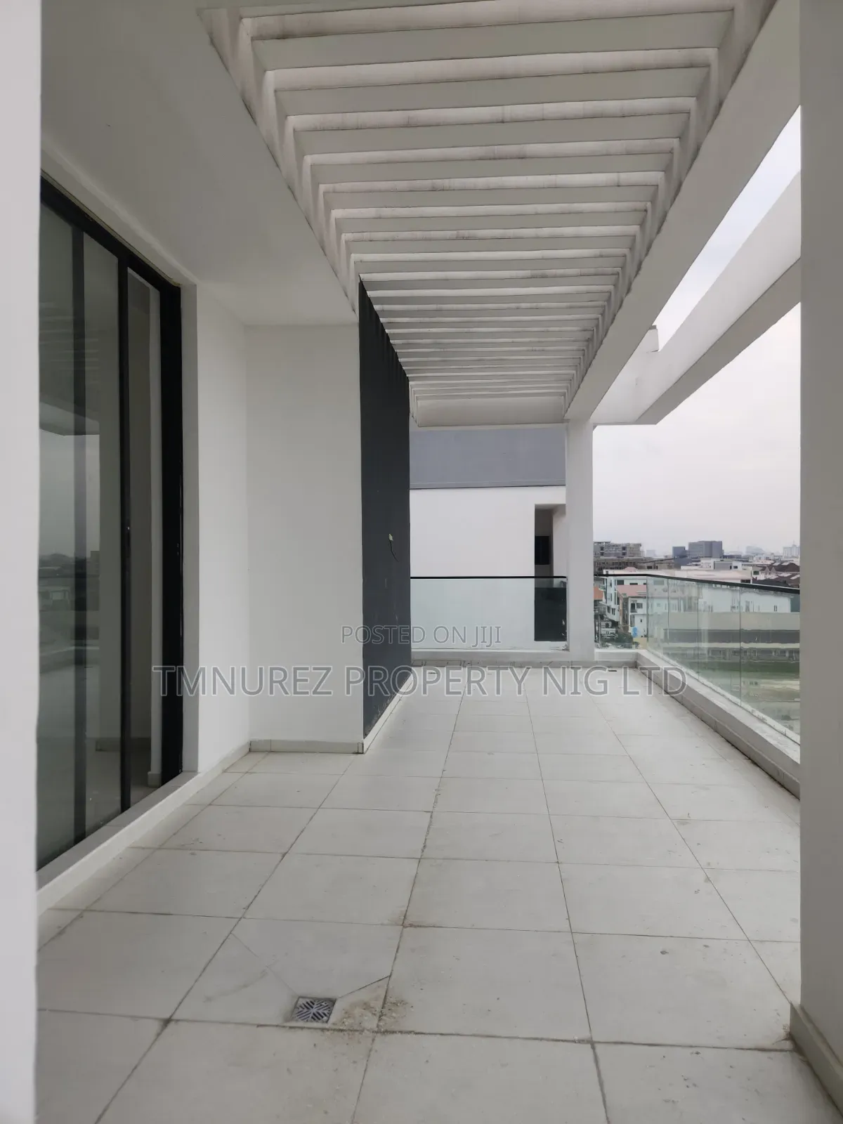 3bdrm Apartment in Ikate-Elegushi for sale in Ikate-Elegushi