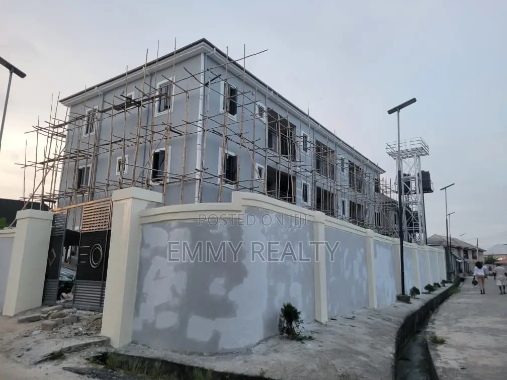 2bdrm Apartment in Queens Park, Eliozu for rent in Eliozu