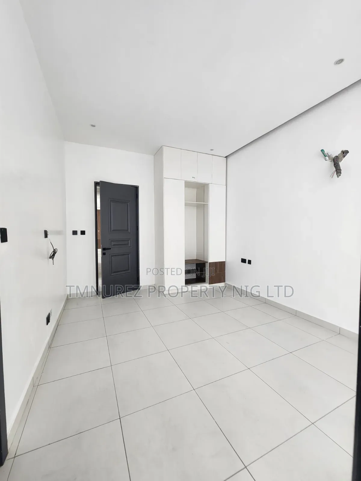 2bdrm Apartment in Ikate-Elegushi for sale in Ikate-Elegushi