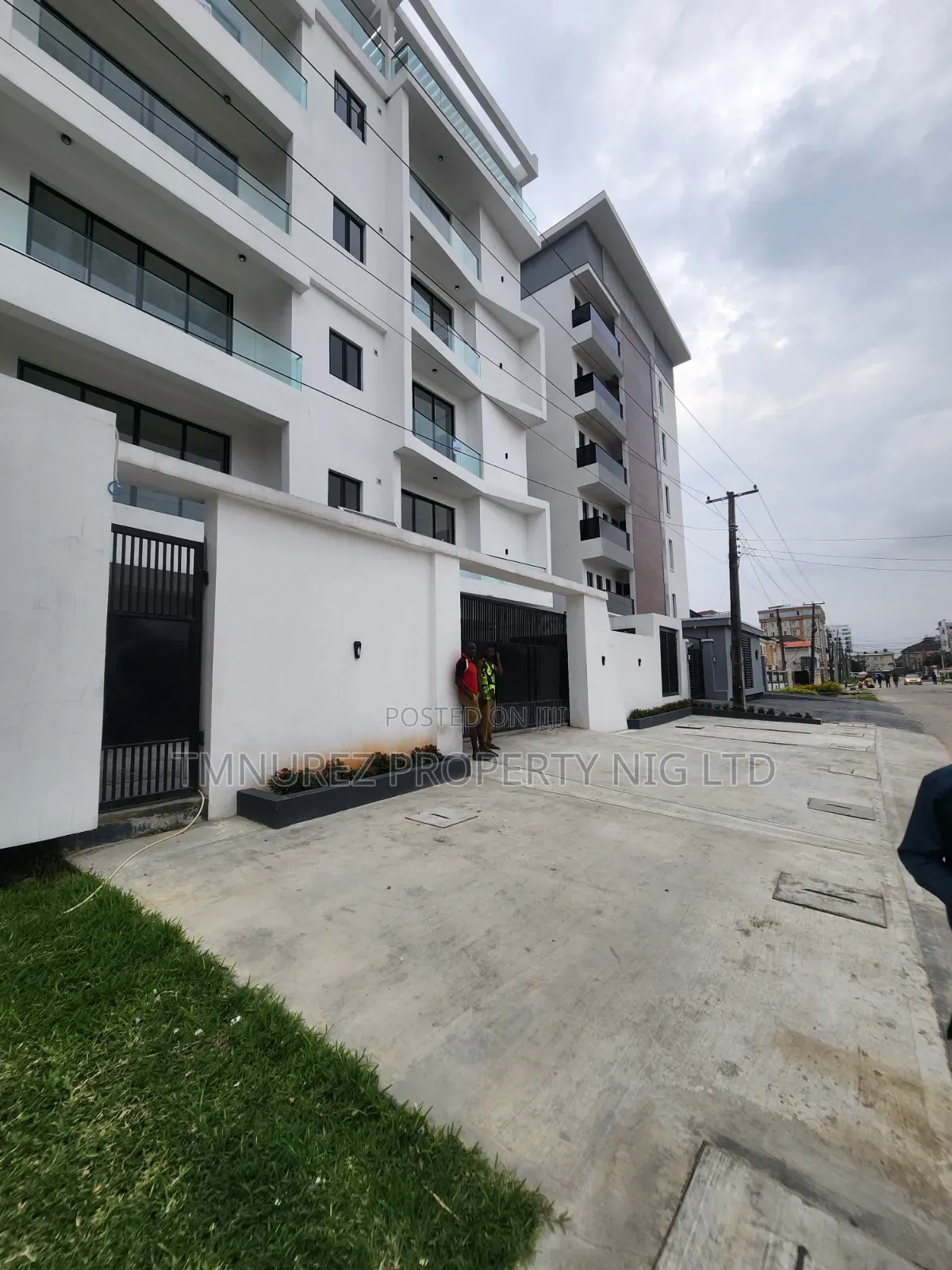2bdrm Apartment in Ikate-Elegushi for sale in Ikate-Elegushi
