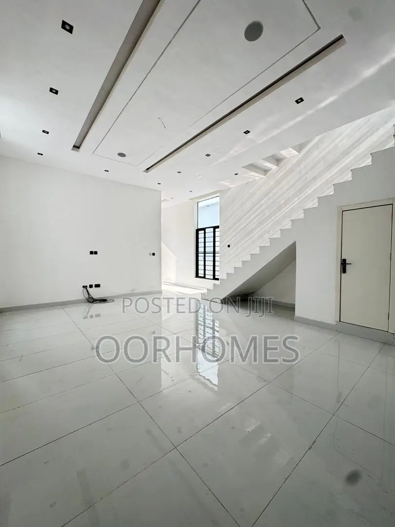 4bdrm Duplex in Abraham Adesanya Estate for sale in Abraham Adesanya Estate