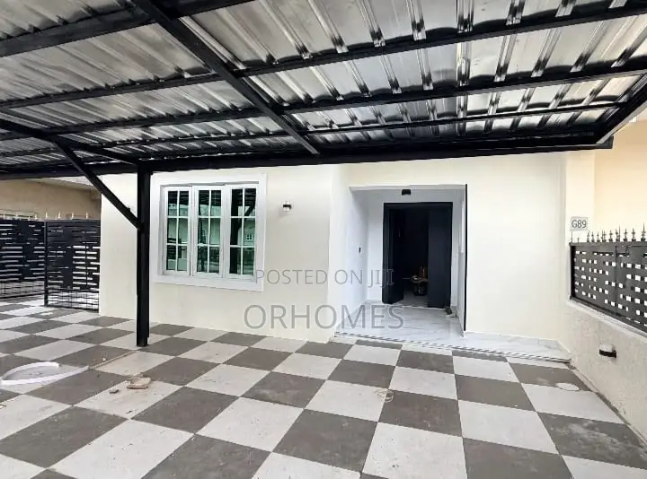 Furnished 4bdrm Duplex in Lekki Gardens for sale in Lekki Gardens Estate