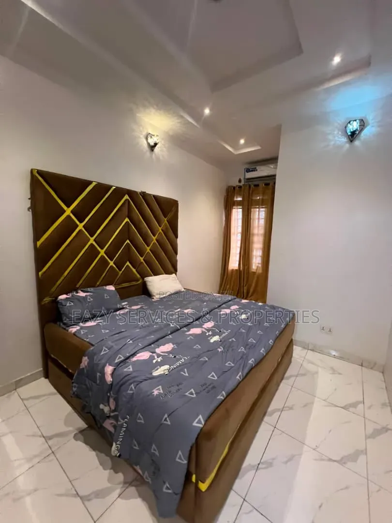 Furnished Studio Apartment in Gated And Secured, Chevron for rent in Chevron
