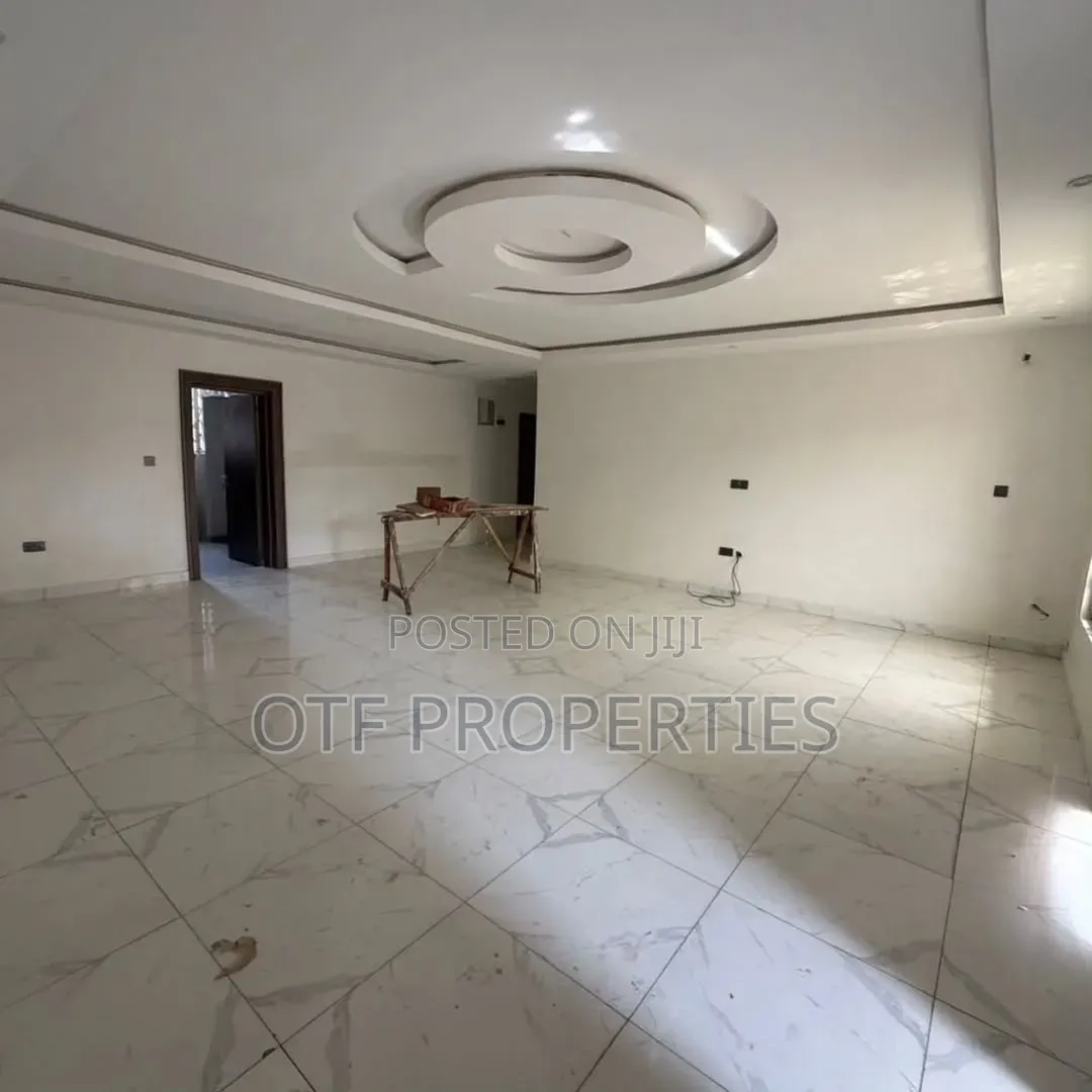 3bdrm Apartment in Garki, Area 1 for sale in Area 1