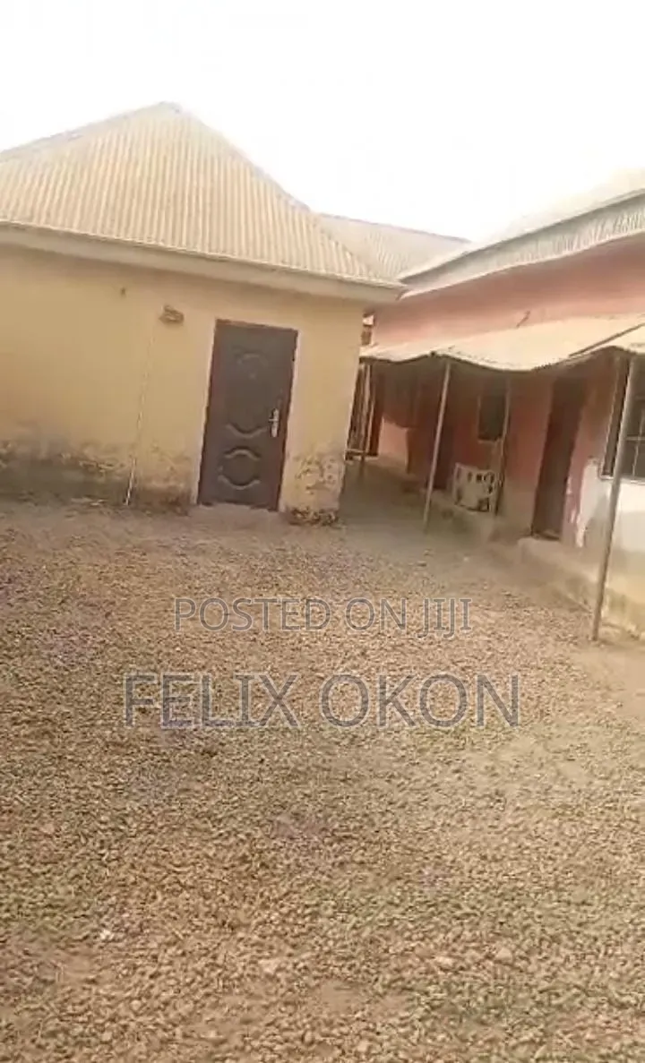 6bdrm Bungalow in Galadimawa for sale in Galadimawa