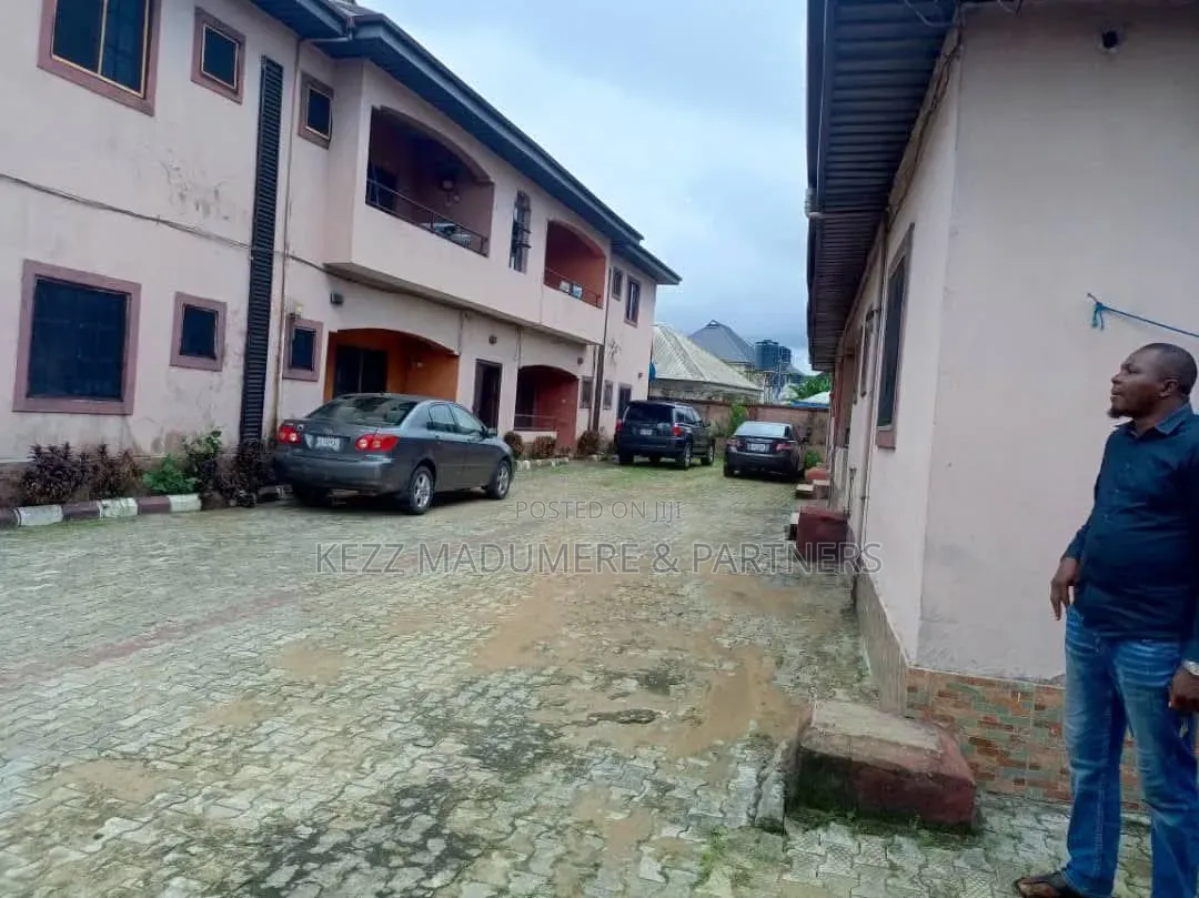 6bdrm Block of Flats in Ada George Port, New Layout for sale in New Layout