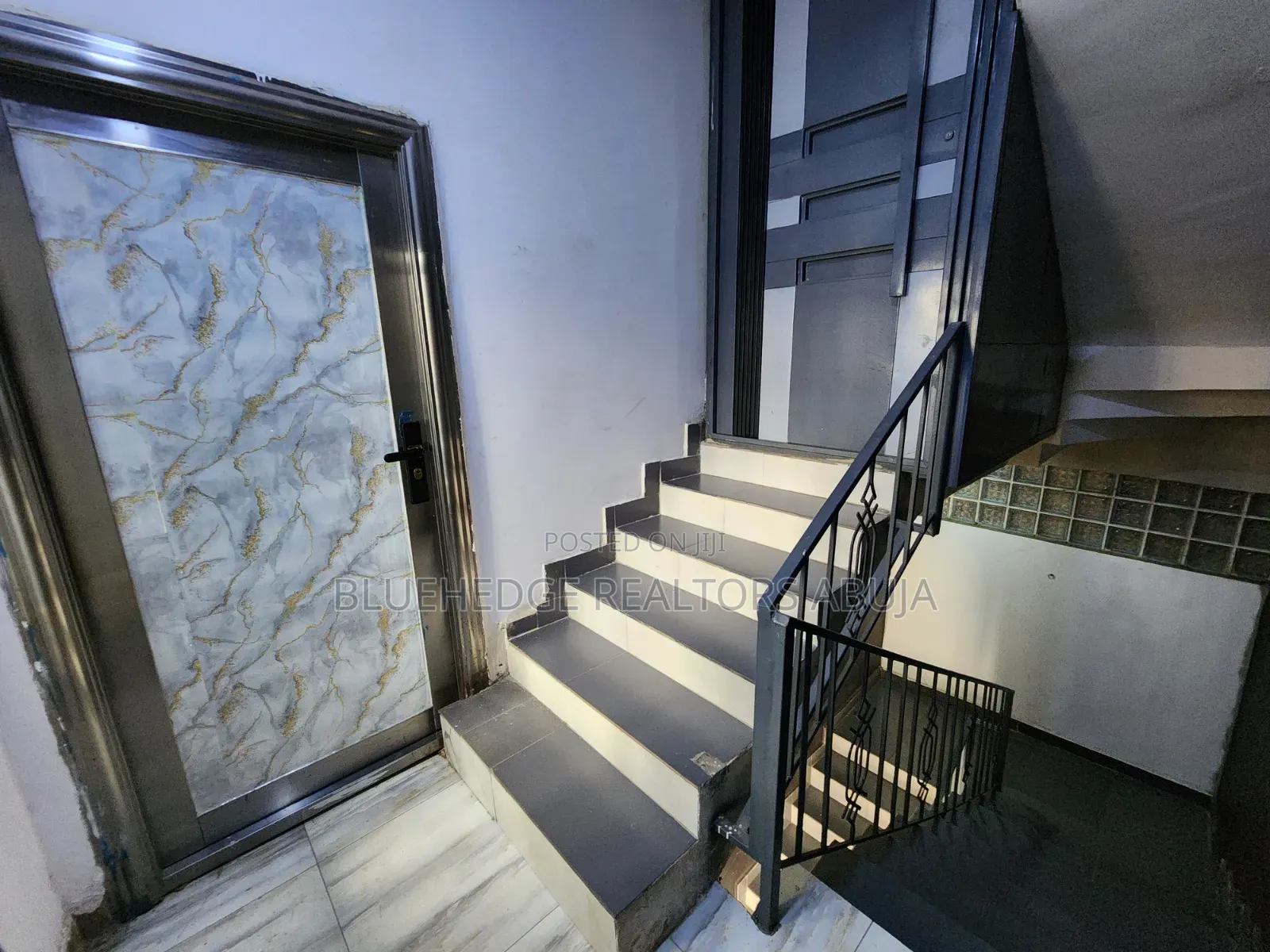 2bdrm Apartment in Karmo for sale in Karmo