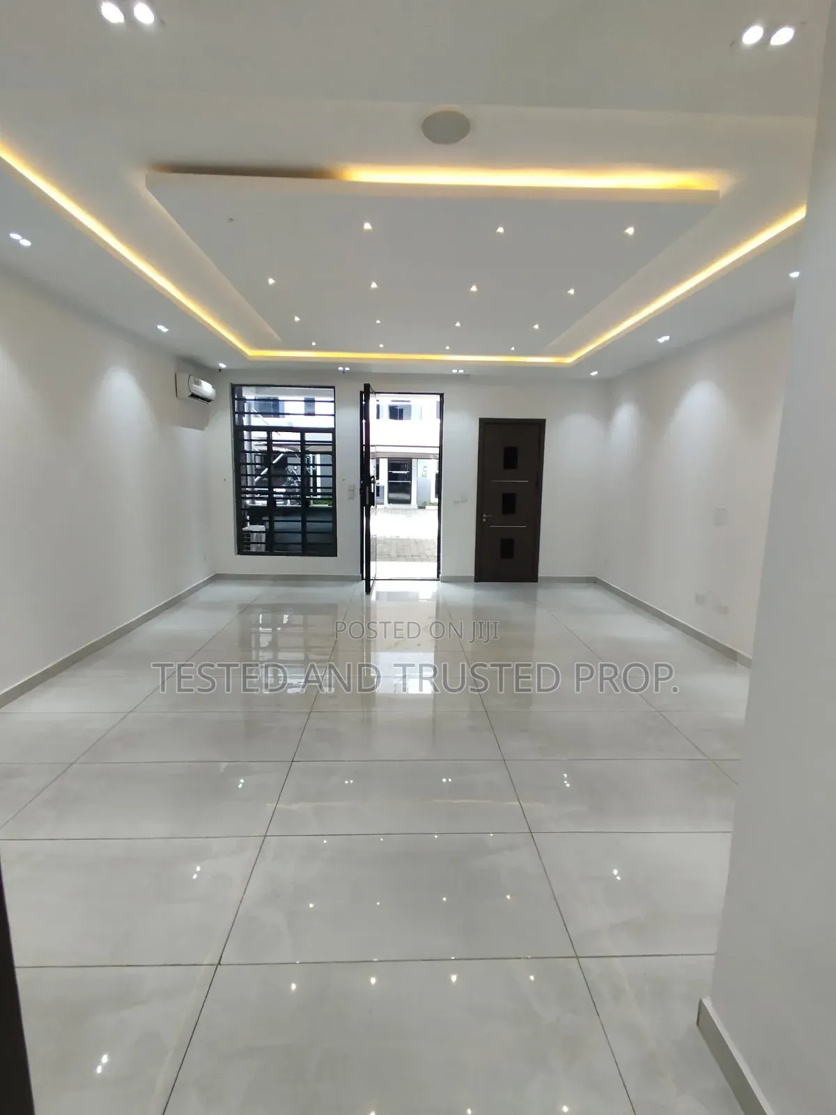 4bdrm Duplex in Oniru, Karimu Kotun for rent in Karimu Kotun