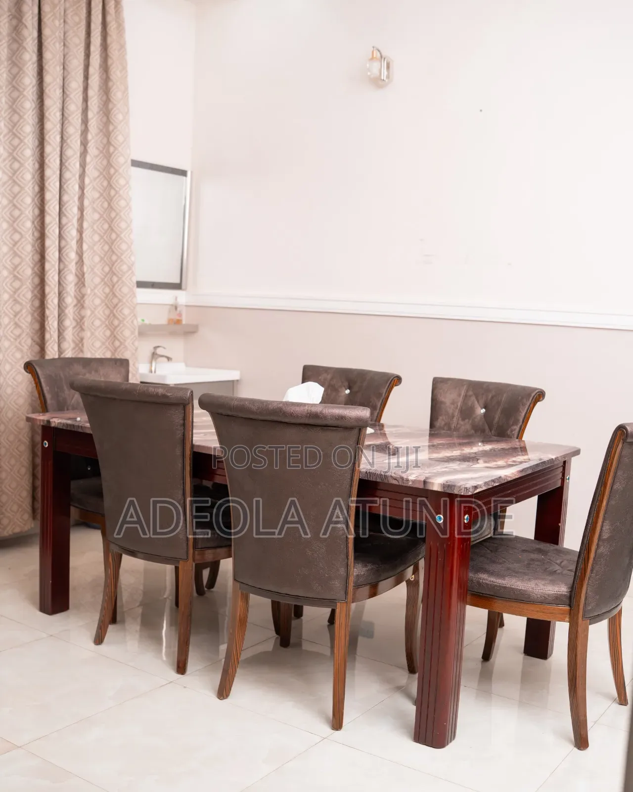 Comfortable Private Bedroom in a Stylish Shared 3-Bedroom Apartment in Sabon Lugbe