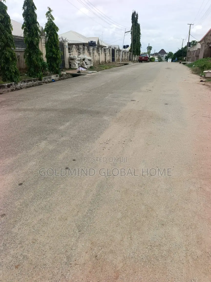2bdrm House in Lugbe District. for sale in Sabon Lugbe