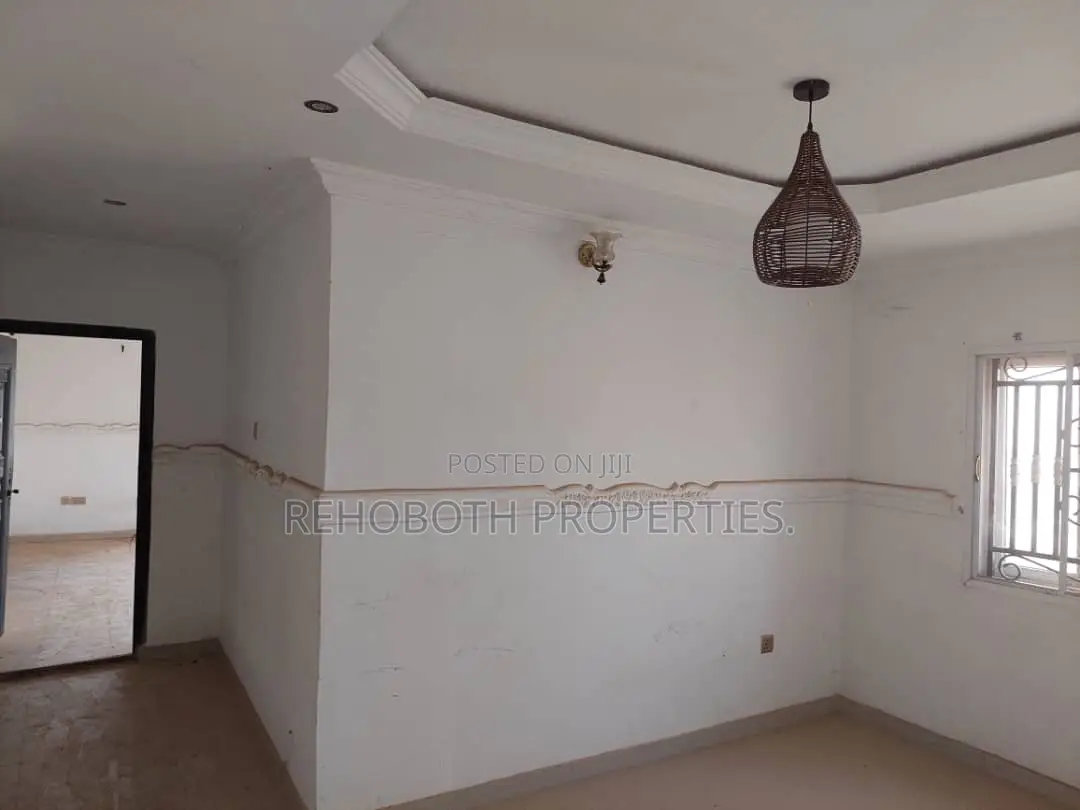 6bdrm Duplex in Royal Quarters Elebu, Akala Express for sale in Akala Express