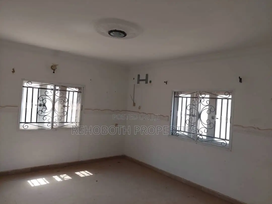 6bdrm Duplex in Royal Quarters Elebu, Akala Express for sale in Akala Express