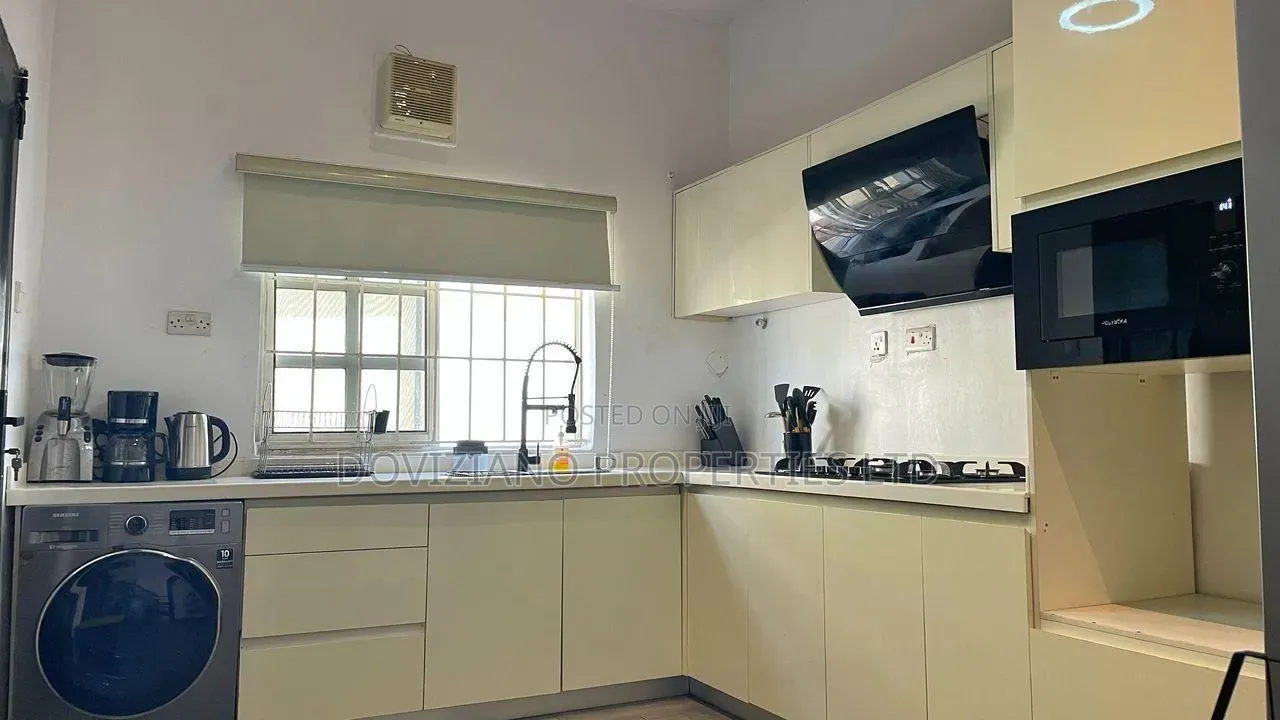 Furnished 3bdrm Apartment in Parkview Estate for rent in Parkview Estate