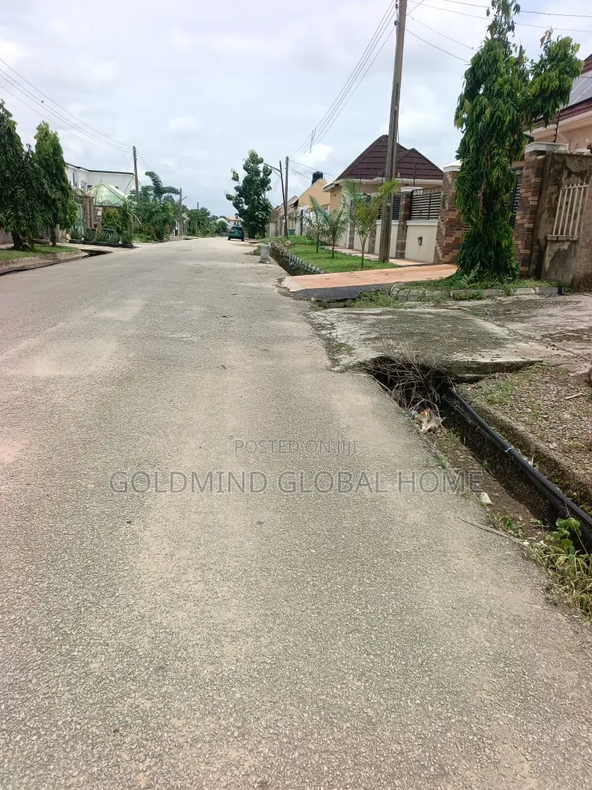 2bdrm House in Lugbe District. for sale in Sabon Lugbe