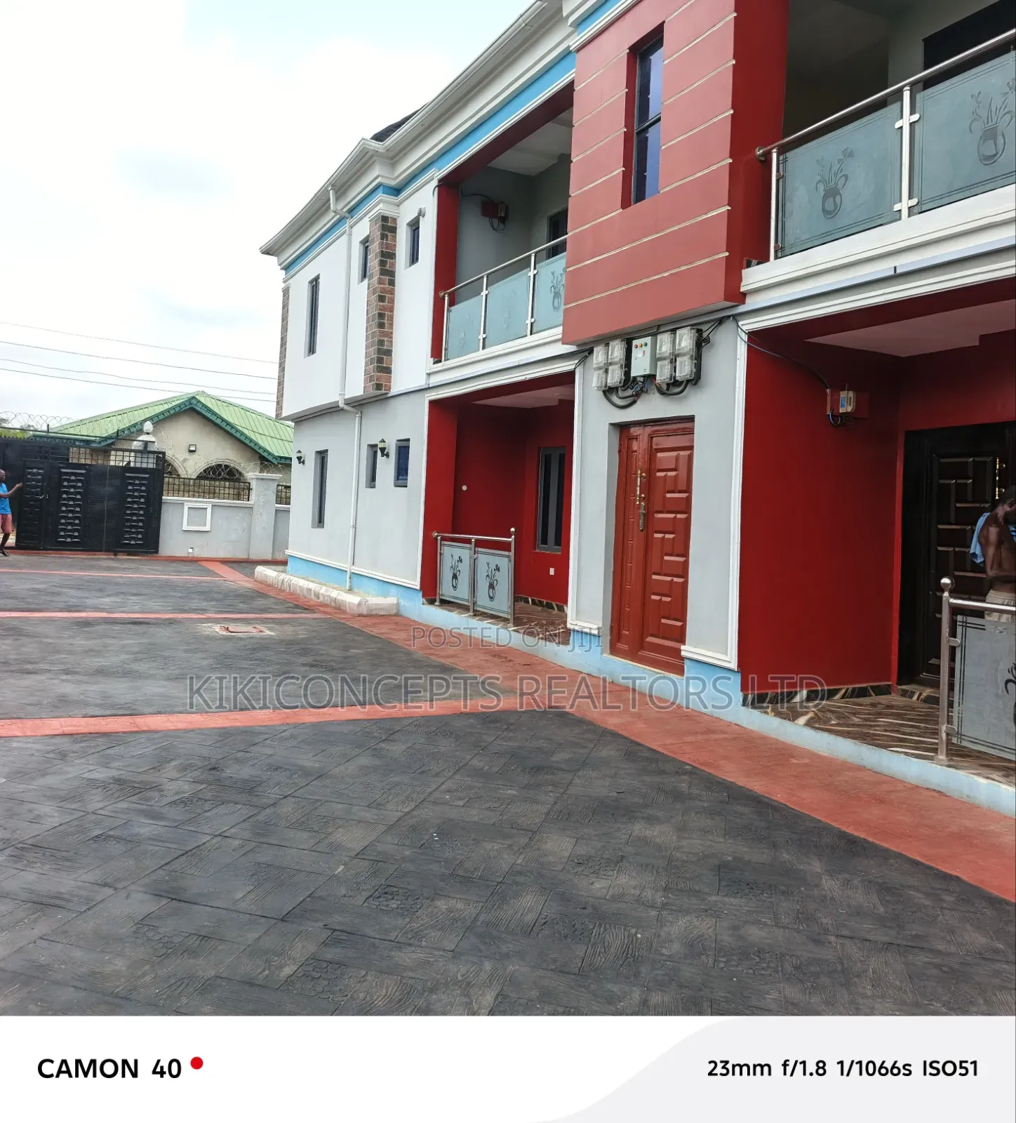 3bdrm Block of Flats in Okebadan Estate Off, Ibadan for sale in Ibadan