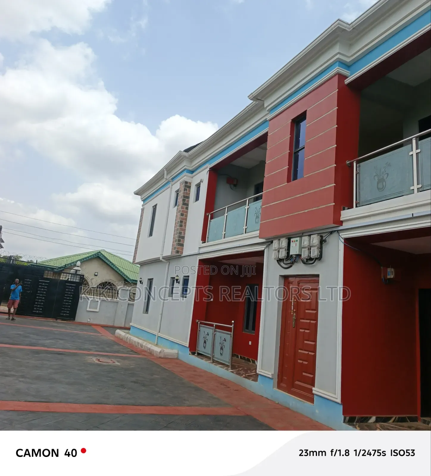 3bdrm Block of Flats in Okebadan Estate Off, Ibadan for sale in Ibadan