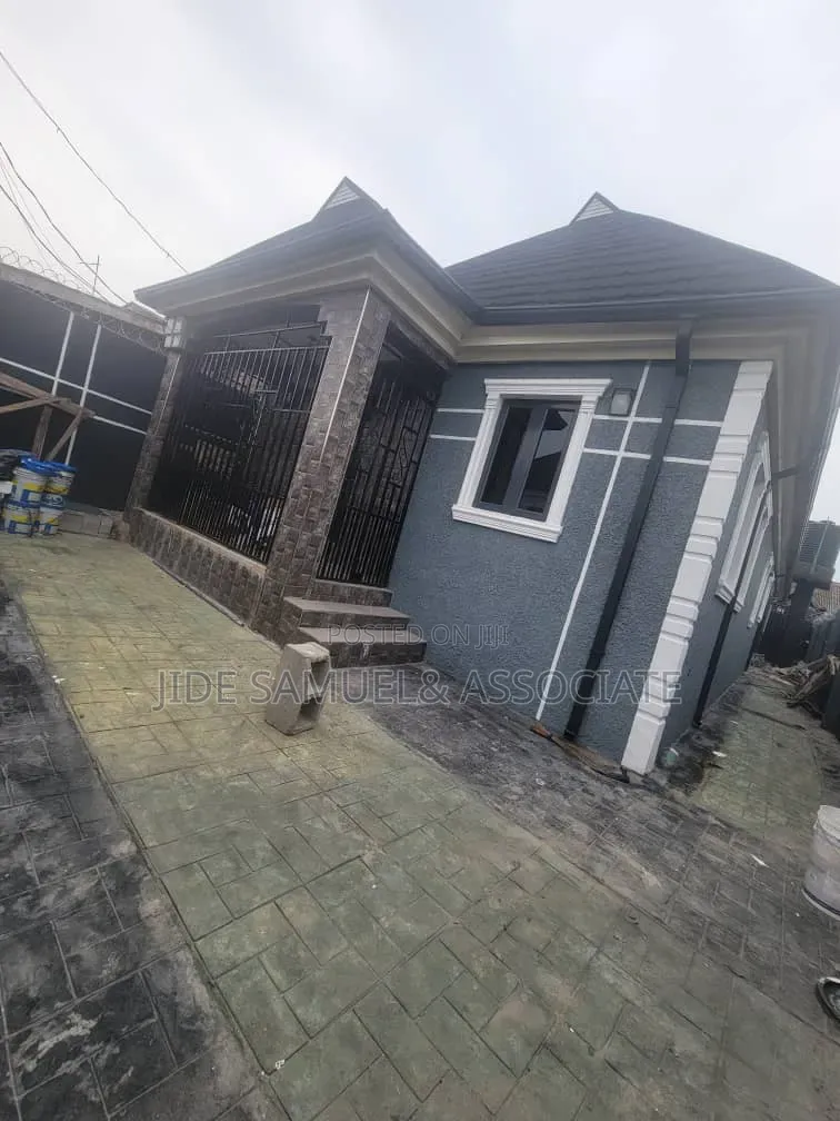 Furnished Mini Flat in Ayobo for rent in Ayobo