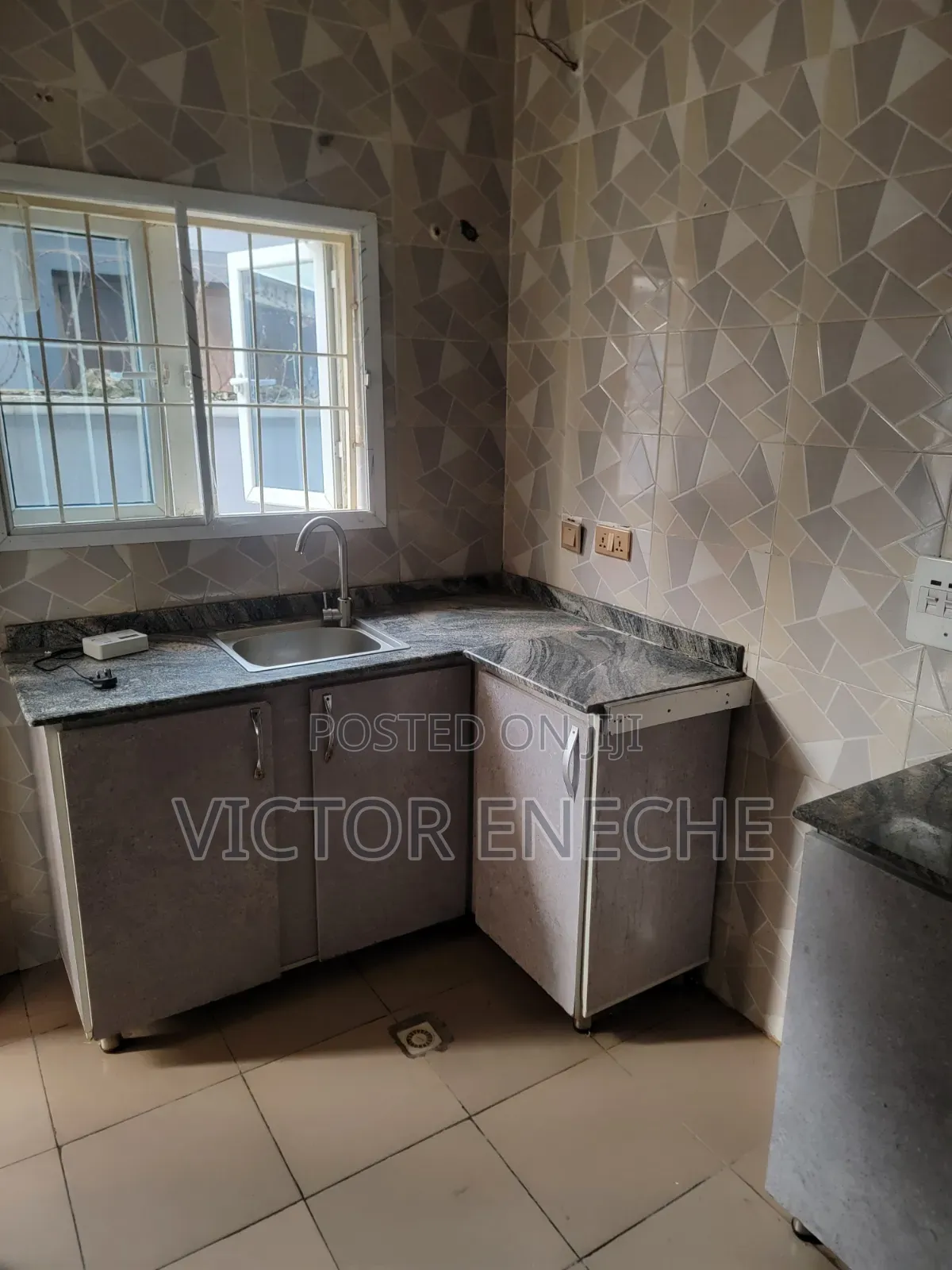 3bdrm Bungalow in 7Th Avenue, Gwarinpa for rent in Gwarinpa