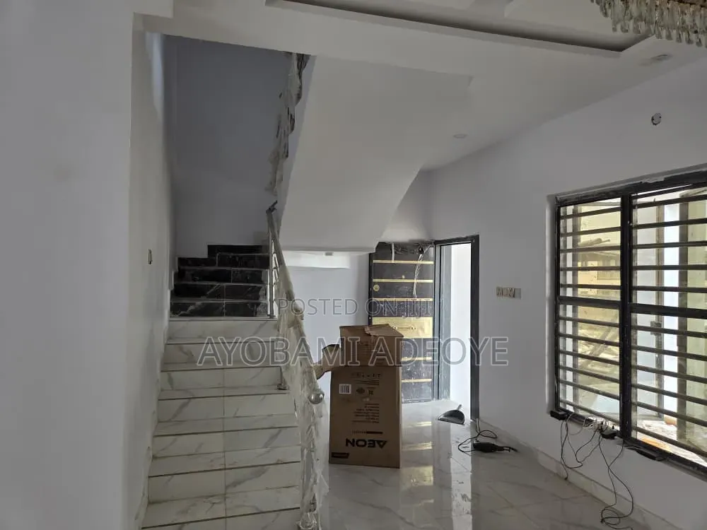 3bdrm Duplex in Medorf Residence, Akure for sale in Akure