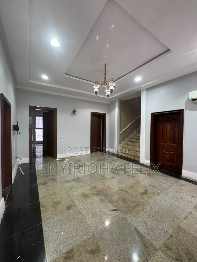 5bdrm Duplex in Kado for rent in Kado