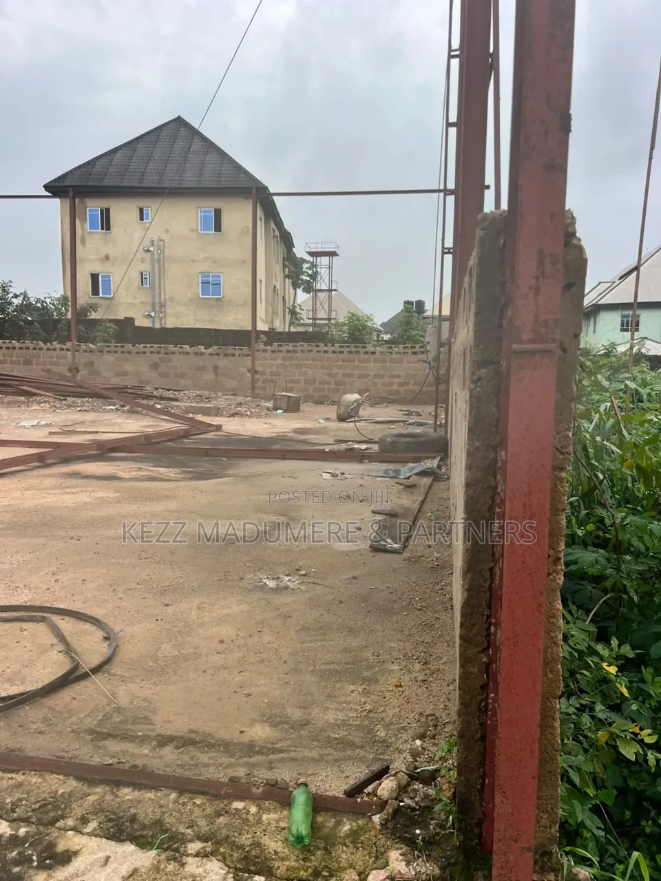 For Sale : Fenced 11 Plots at Ibb Phase 2 , Umuahia, Abia State in Umuahia