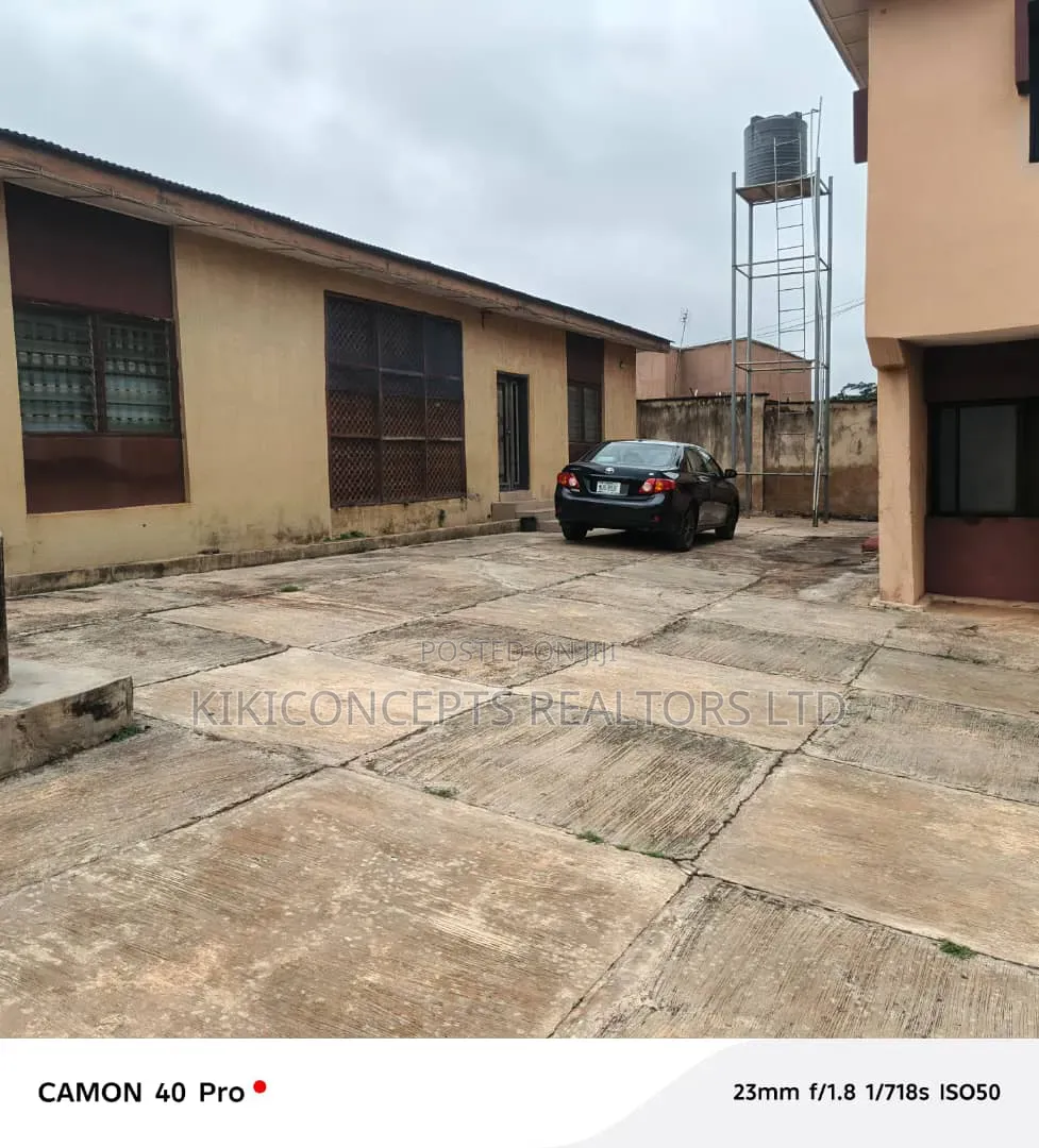 4bdrm Block of Flats in Olubadan Estate, Ibadan for sale in Ibadan