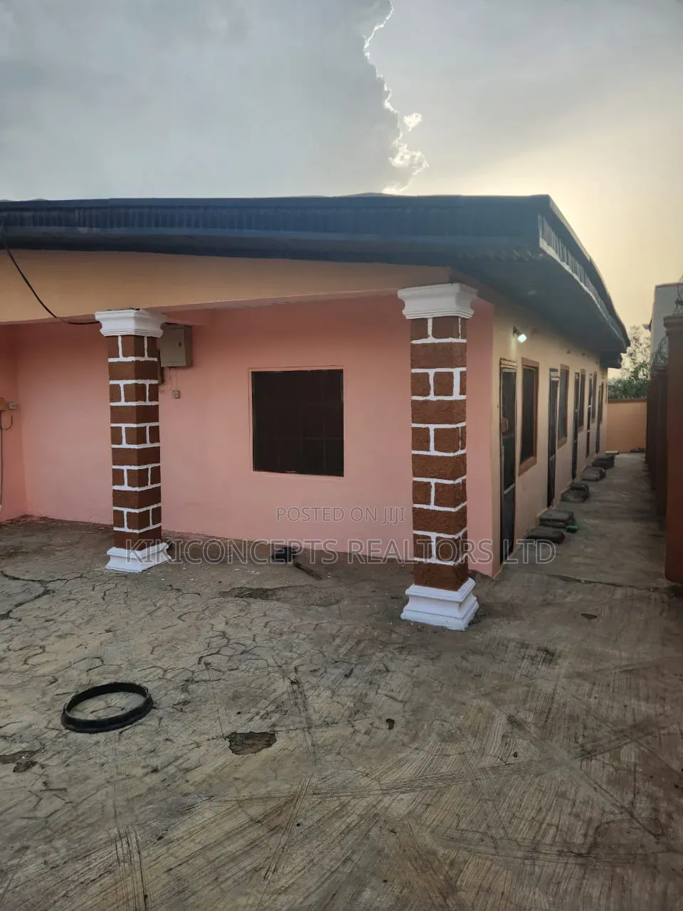 10bdrm Apartment in Bodija Estate, Ibadan for sale in Ibadan