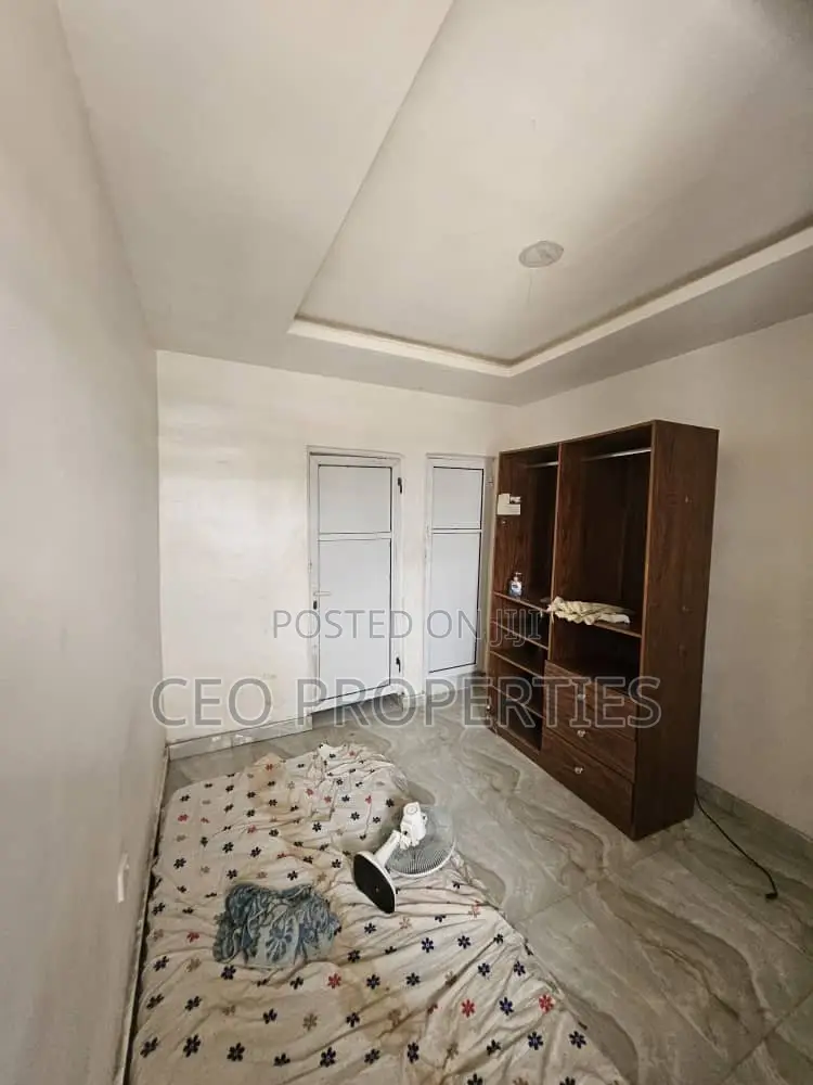 1bdrm Bedsitter in Idado/Igboefon for rent in Idado