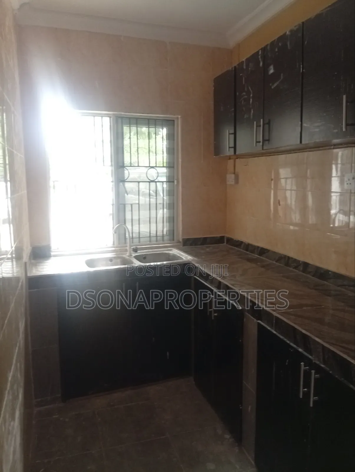 3bdrm Apartment in Olaniyi Abulegba, New Oko Oba for rent in New Oko Oba
